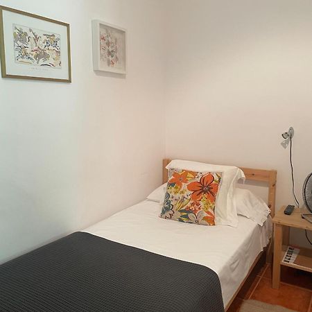 Hostal L'Ou De Reig Монтсень Экстерьер фото