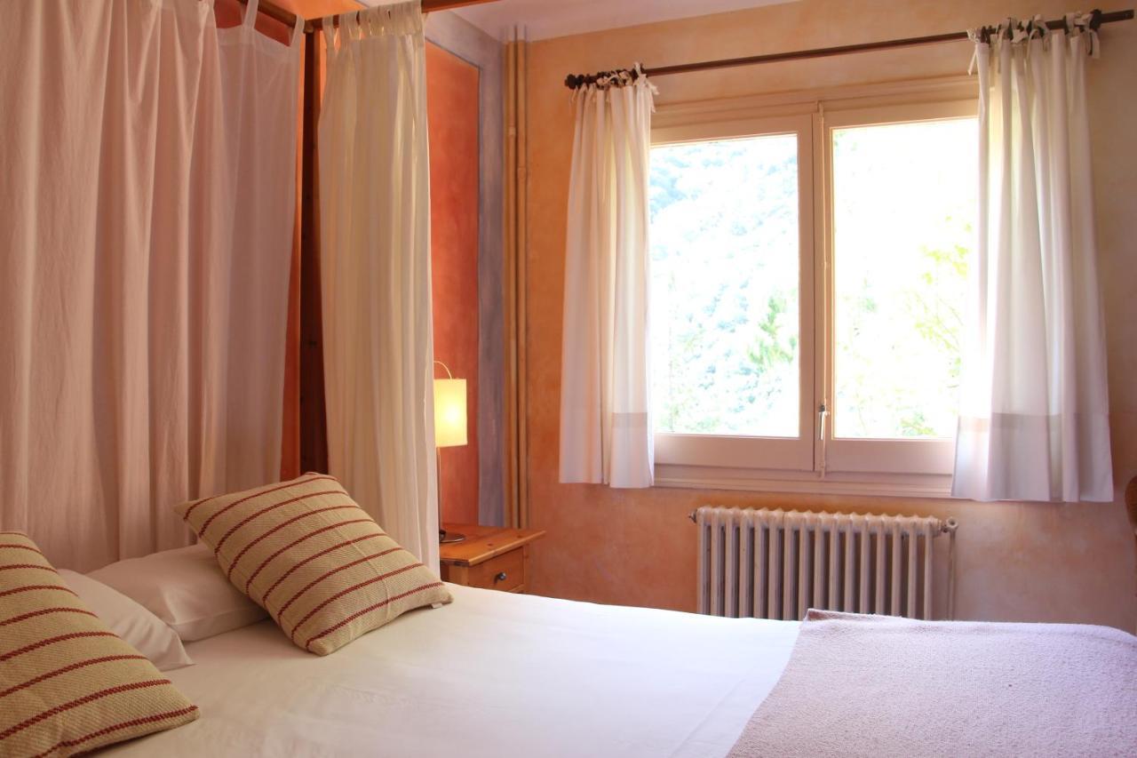 Hostal L'Ou De Reig Монтсень Экстерьер фото