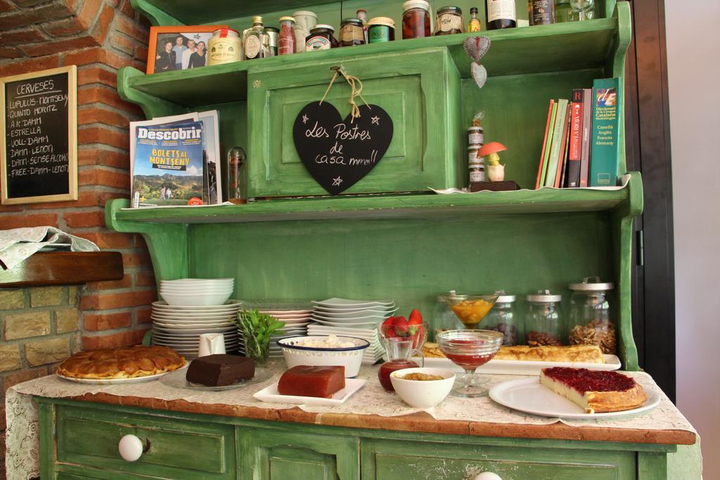 Hostal L'Ou De Reig Монтсень Экстерьер фото