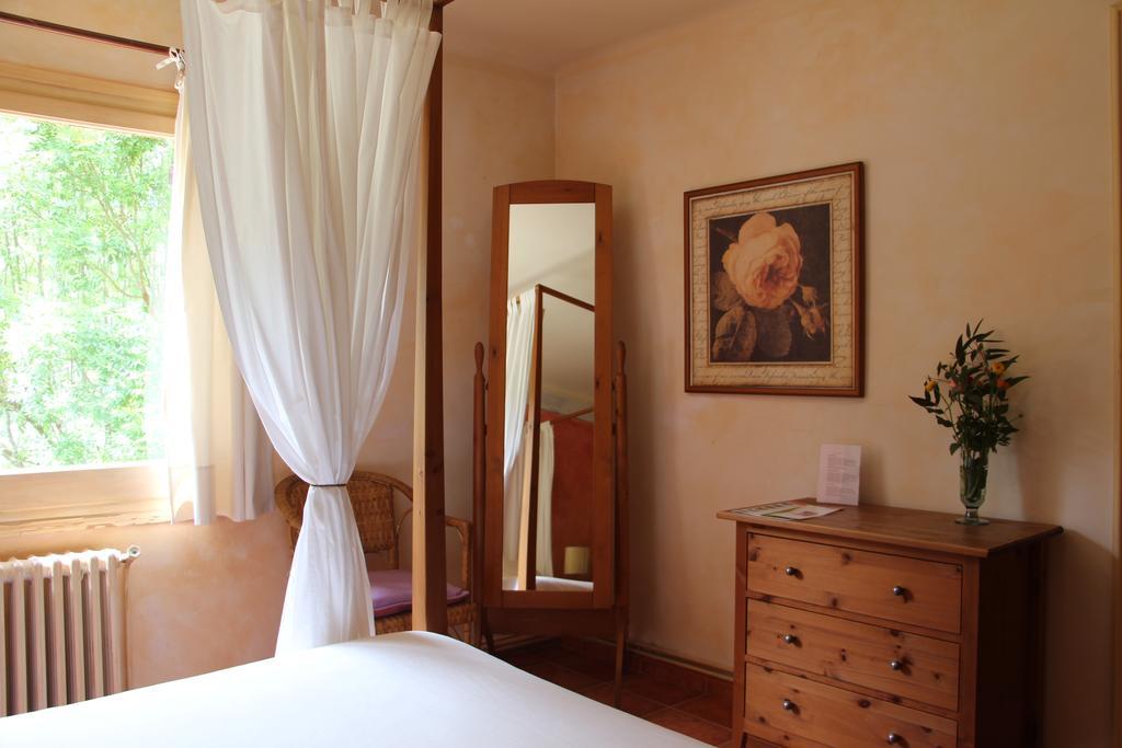 Hostal L'Ou De Reig Монтсень Экстерьер фото